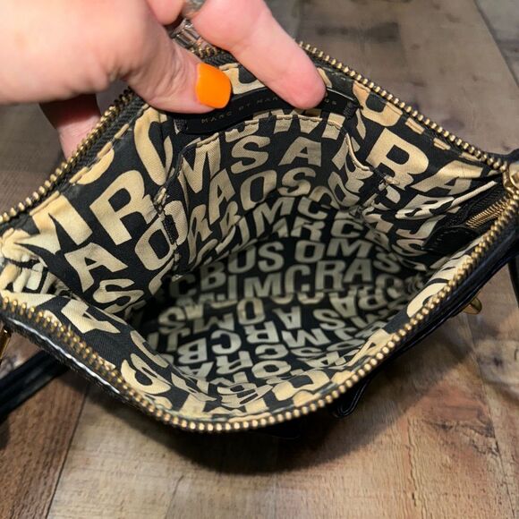 Marc By Marc Jacobs Black Leather Crossbody Handbag - Picture 8 of 14